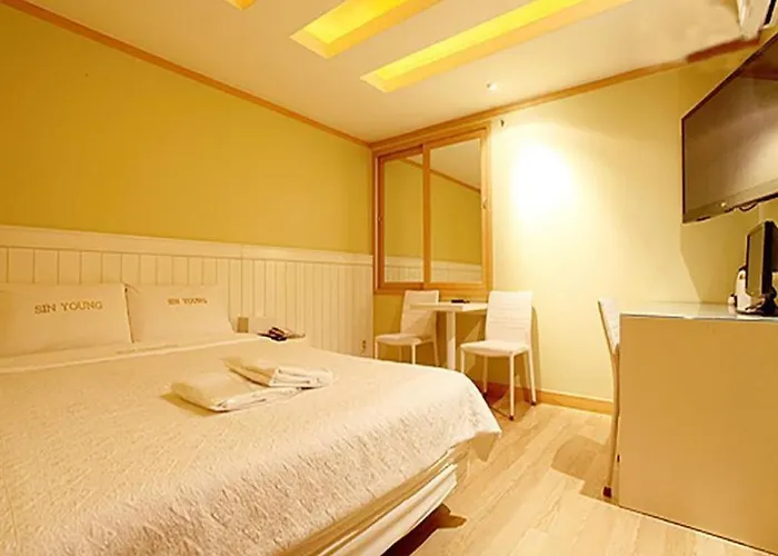 Sinyoung Motel